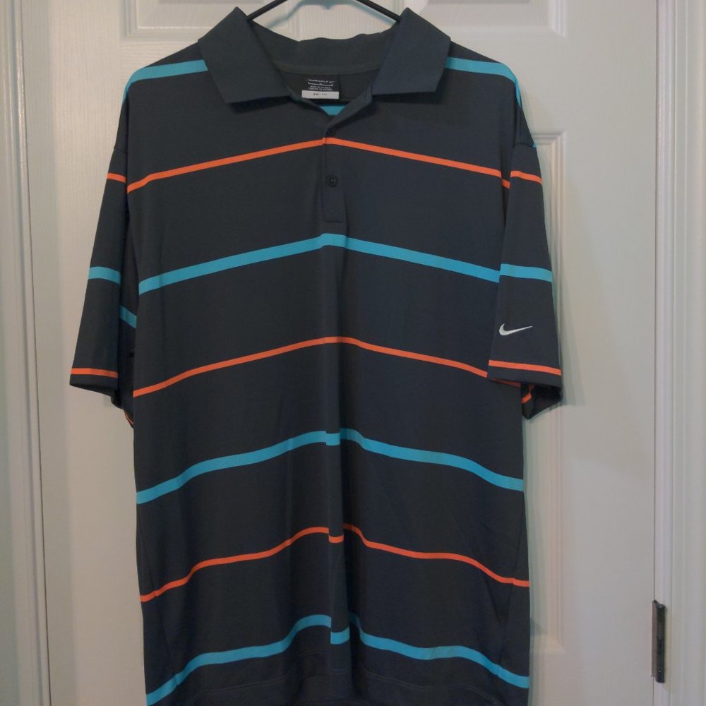 Nike Golf Shirt - Size Large